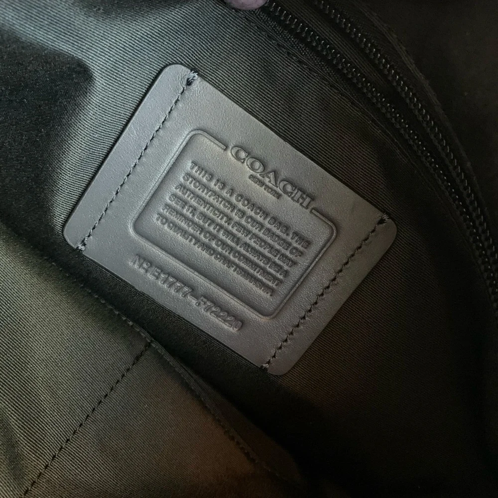 Coach Men’s Messenger Bag - Picture 6 of 6